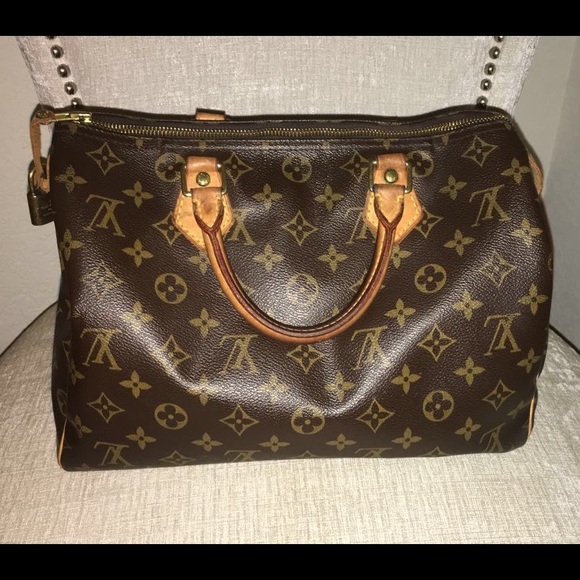 Louis Vuitton Handbags - Authentic Louis Vuitton Speedy 30